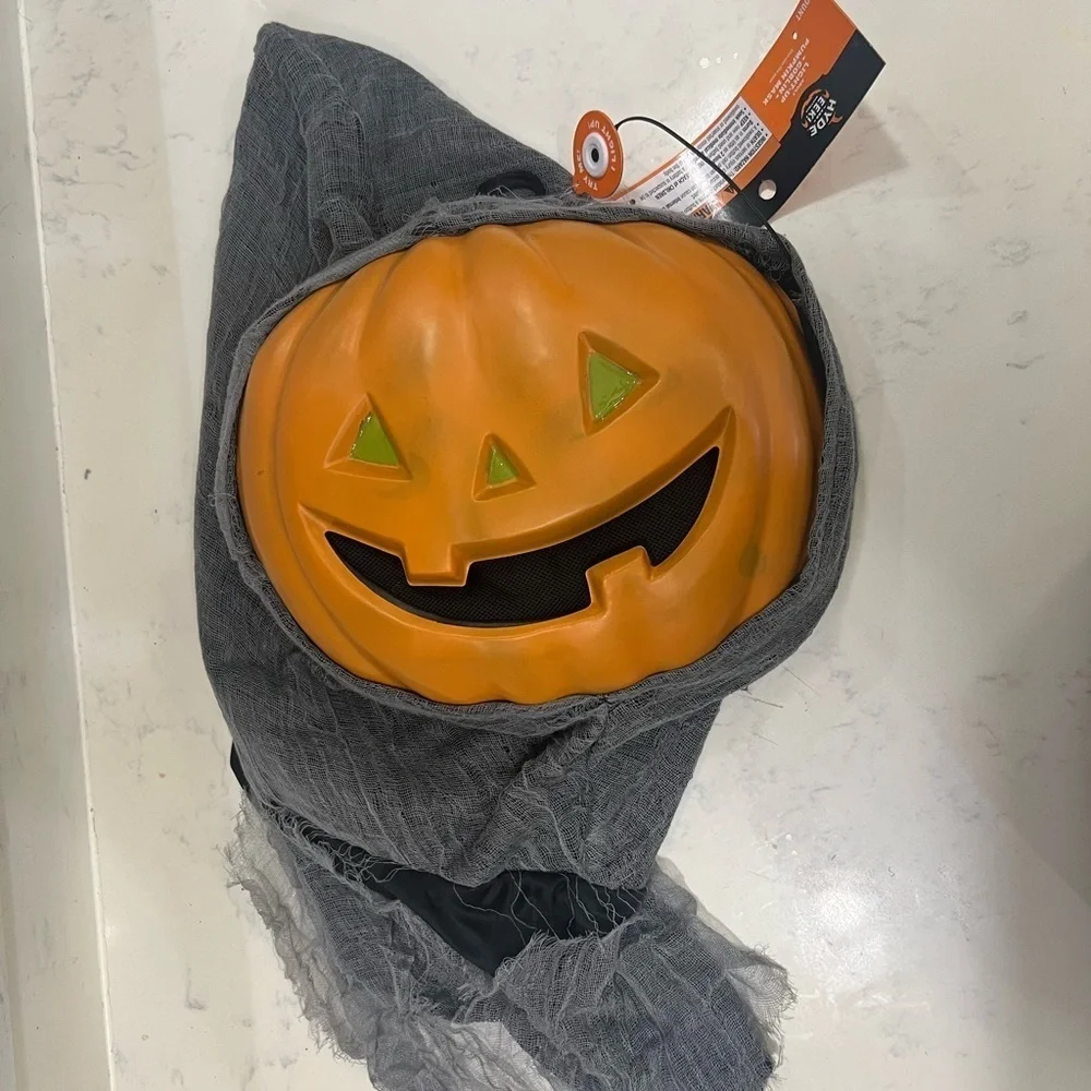 Light-Up Pumpkin Halloween Mask. One size fits most